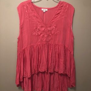 pink short sleeve top - NEVER WORN